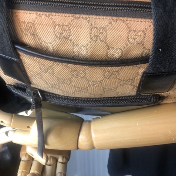 Vintage GUCCI GG Monogram Canvas Leather Top Zipper Close Shoulder Bag - Picture 14 of 17